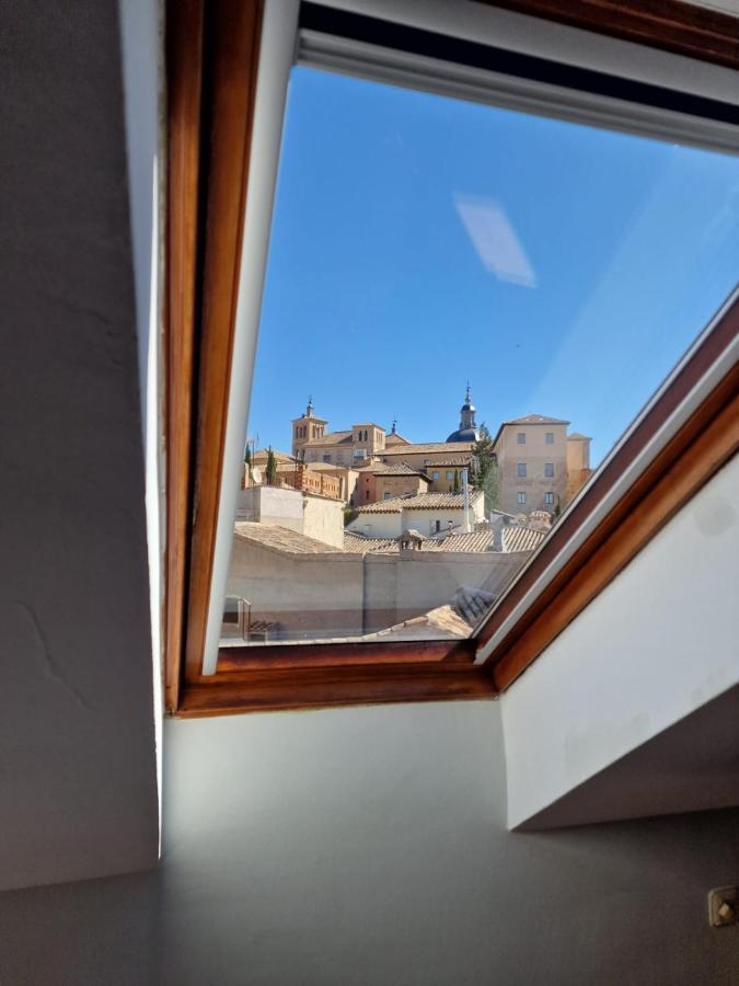 Hostal Santo Tome Толедо Екстериор снимка
